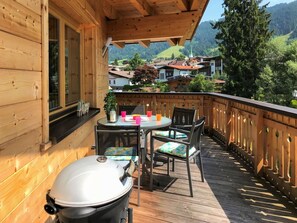 Outdoor dining - Nice apartment for 4 guests with WIFI, TV and terrace (Wildschönau)