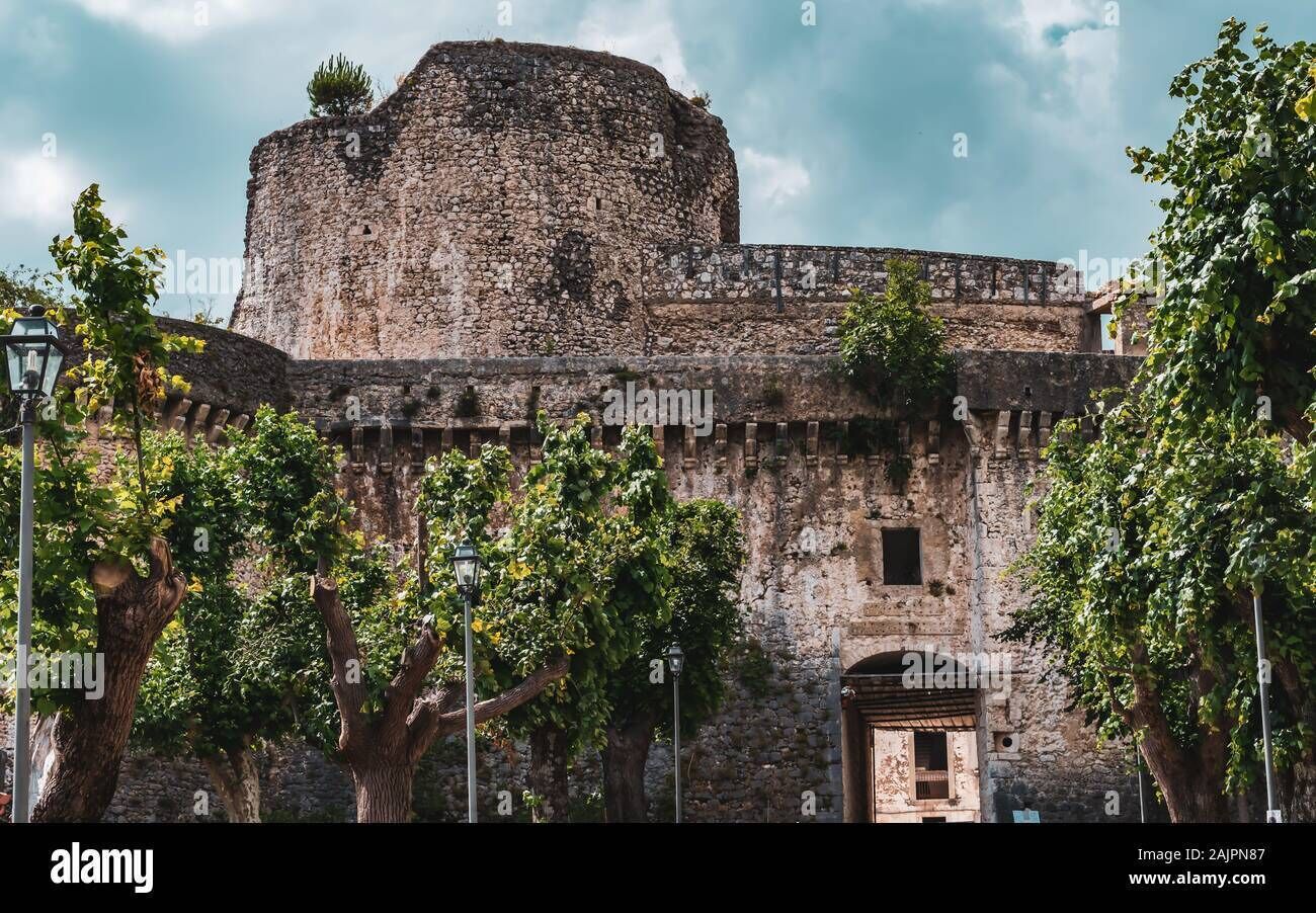 Deluxe 3 Bed Apartment, Near Picinisco, Sleeps 6