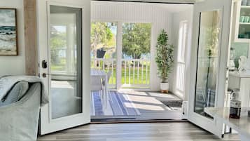 Smart-TV, Stereoanlage