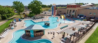 Bridges Bay spacious, well-stocked, kid-friendly home. Fall and winter deals!