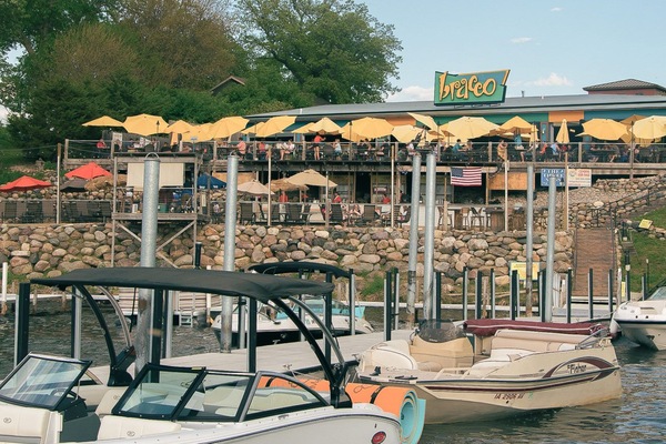 Marina/club náutico