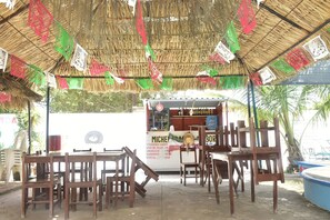 Daily continental breakfast (MXN 100 per person)