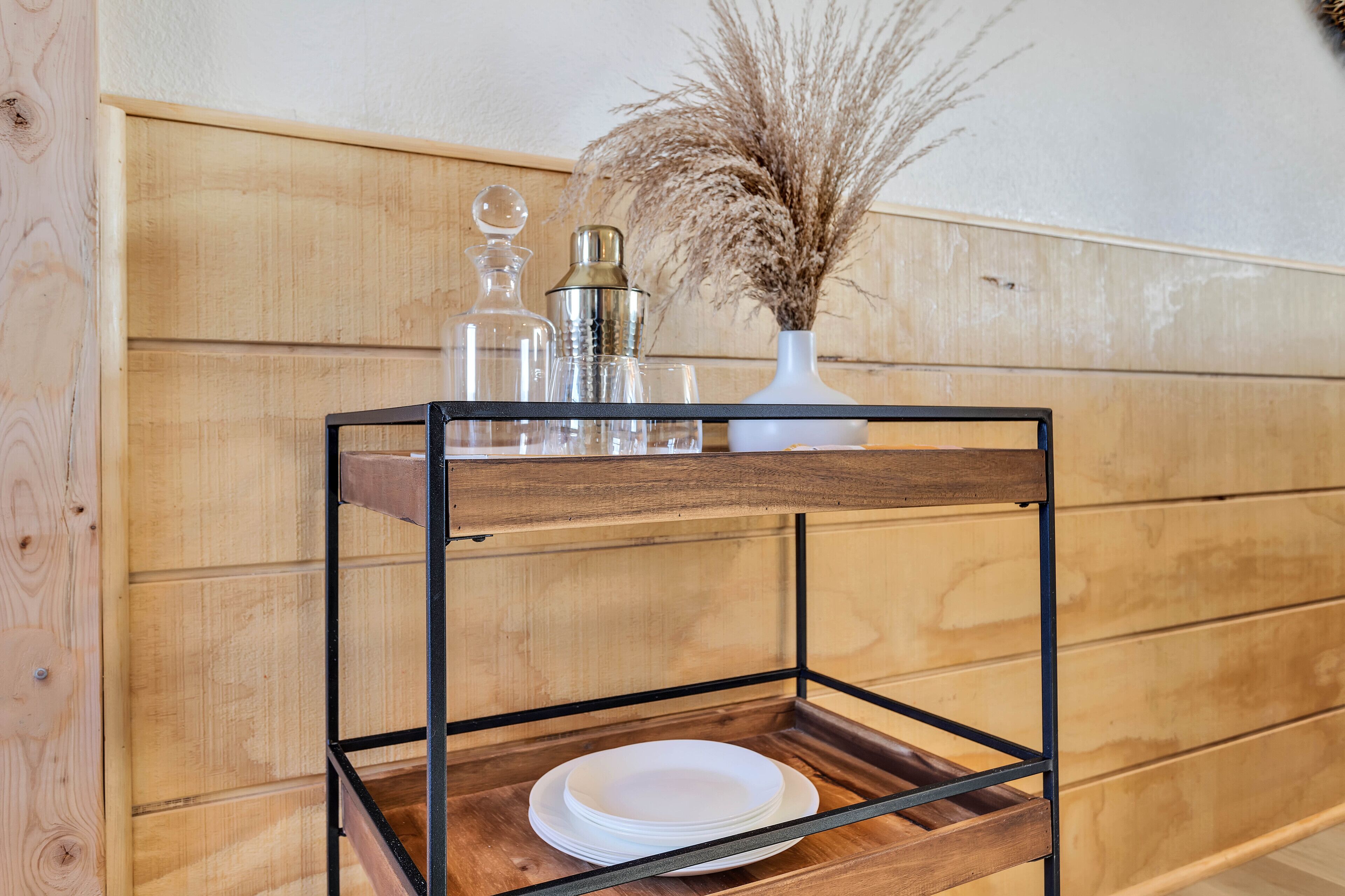 Desert Queen by Habitat 29 - Stay Here, Shop Here collection. Mins to JTNP.