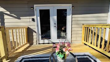 Romantic House, Multiple Beds, Kitchen, Ground Floor | Terrace/patio