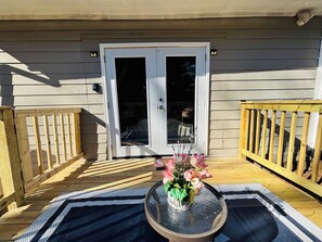 Casa romántica, varias camas, cocina, planta baja | Terraza o patio