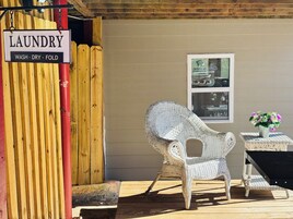 Romantic House, Multiple Beds, Kitchen, Ground Floor | Laundry