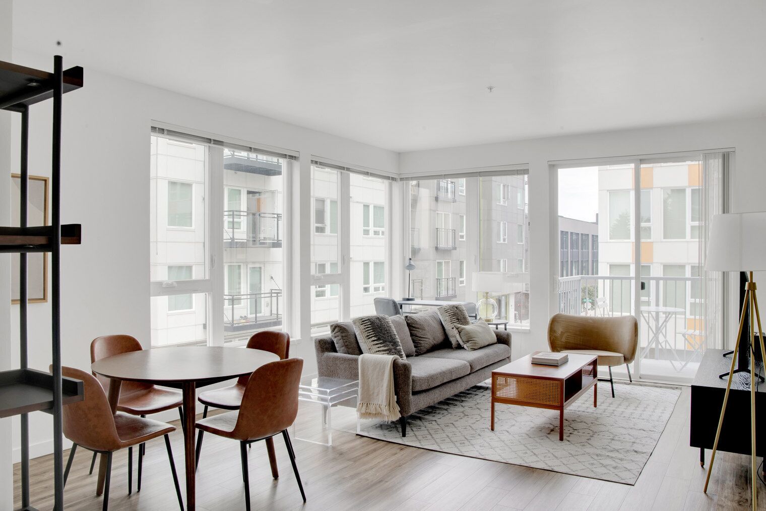 电视、立体声音响