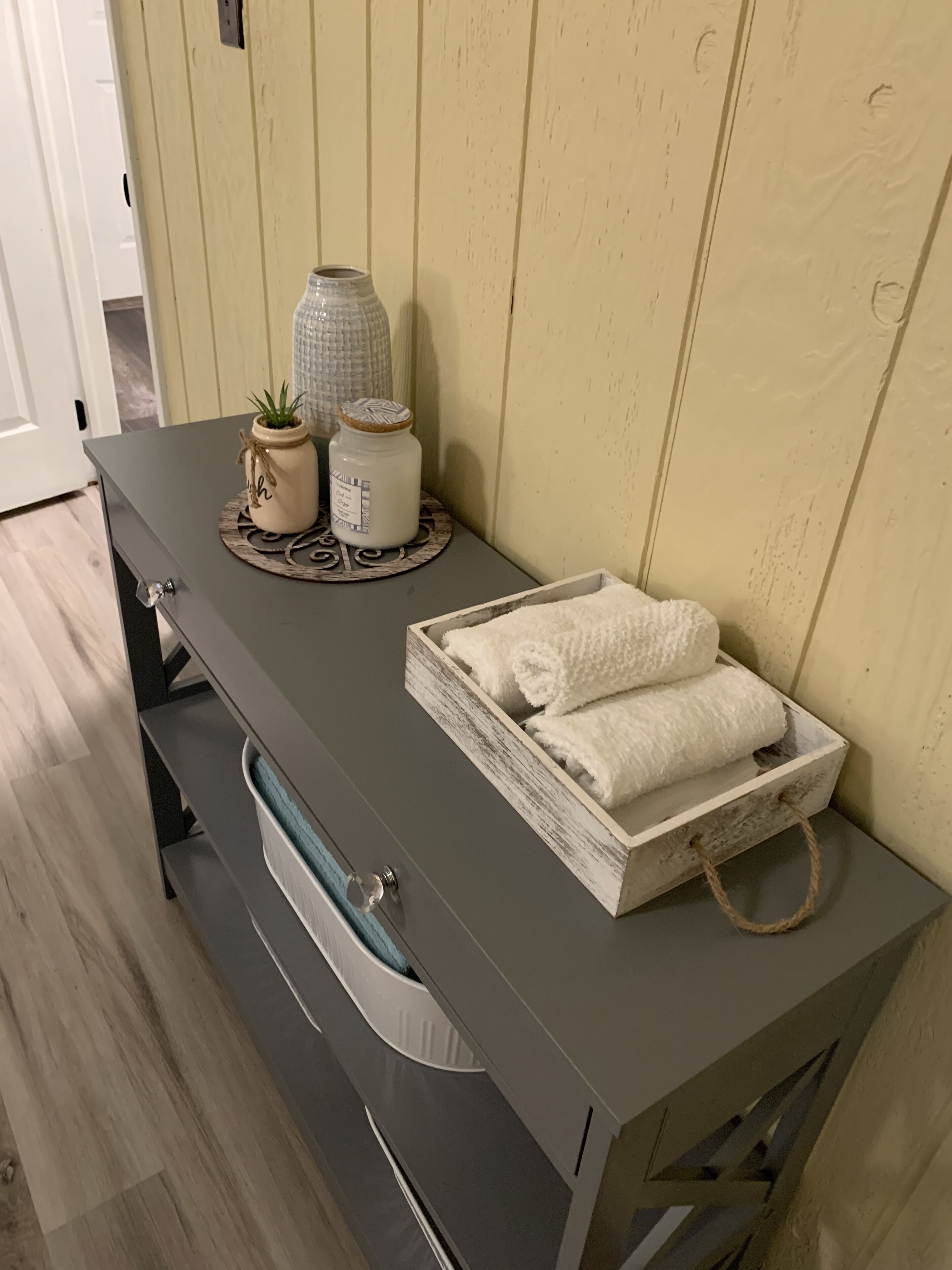 Pocono Cabin Big Bass Lake Resort  Ski, Indoor Pool