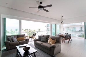 Luxury Condo | Living area