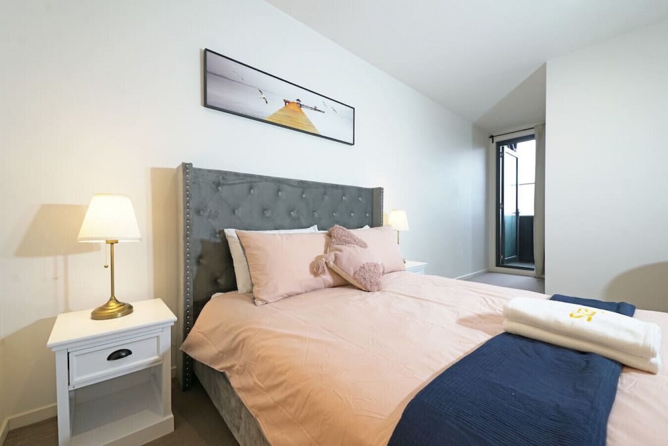 Preston Spacious Apartment fully self-contained Parking Wi-Fi