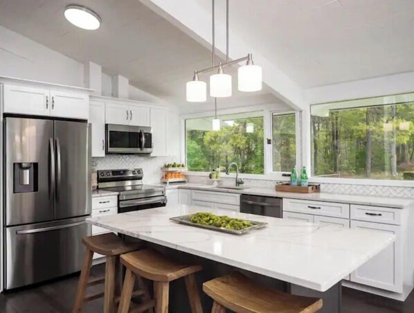 冰箱、微波炉、洗碗机、茶具/咖啡用具