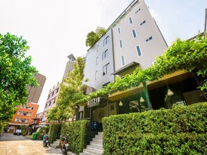 숙박 시설 정면