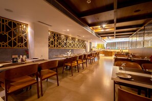 Restaurant - Hotel Park Elite (Gannavaram)