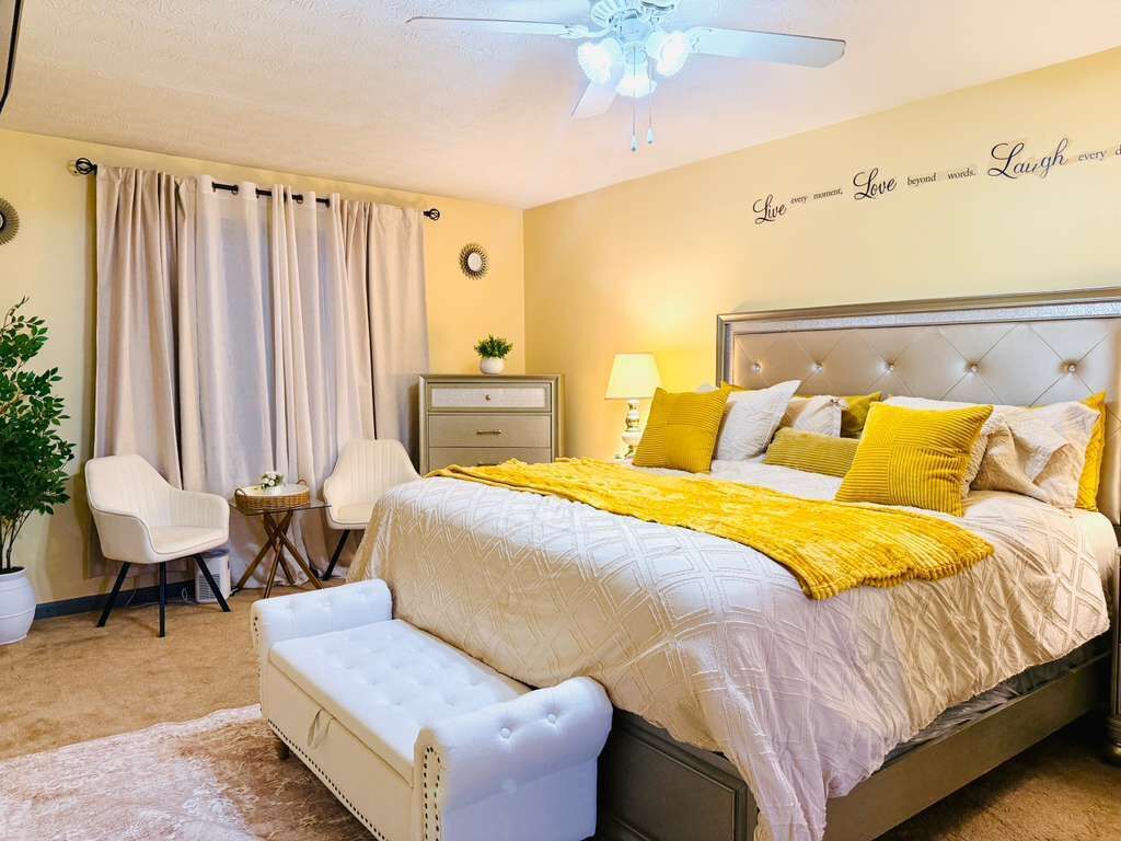 3 habitaciones, decoración personalizada y muebles diferentes 