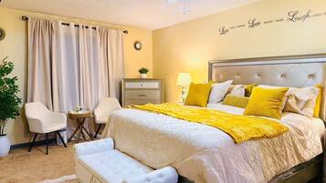 3 habitaciones, decoración personalizada y muebles diferentes
