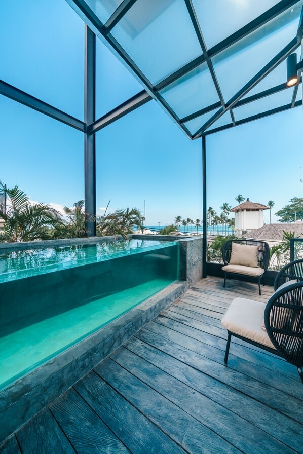 Indoor pool - Penthouse Sunset Seabreeze (Canggu)