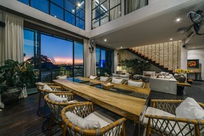 Luxury Apartment | Dining room - Penthouse Sunset Seabreeze (Canggu)