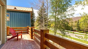 Studio (5 Bedrooms) | Terrace/patio