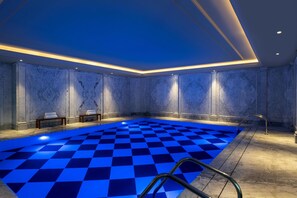 Pool - The Plaza Doha, LXR Hotels & Resorts (Doha)