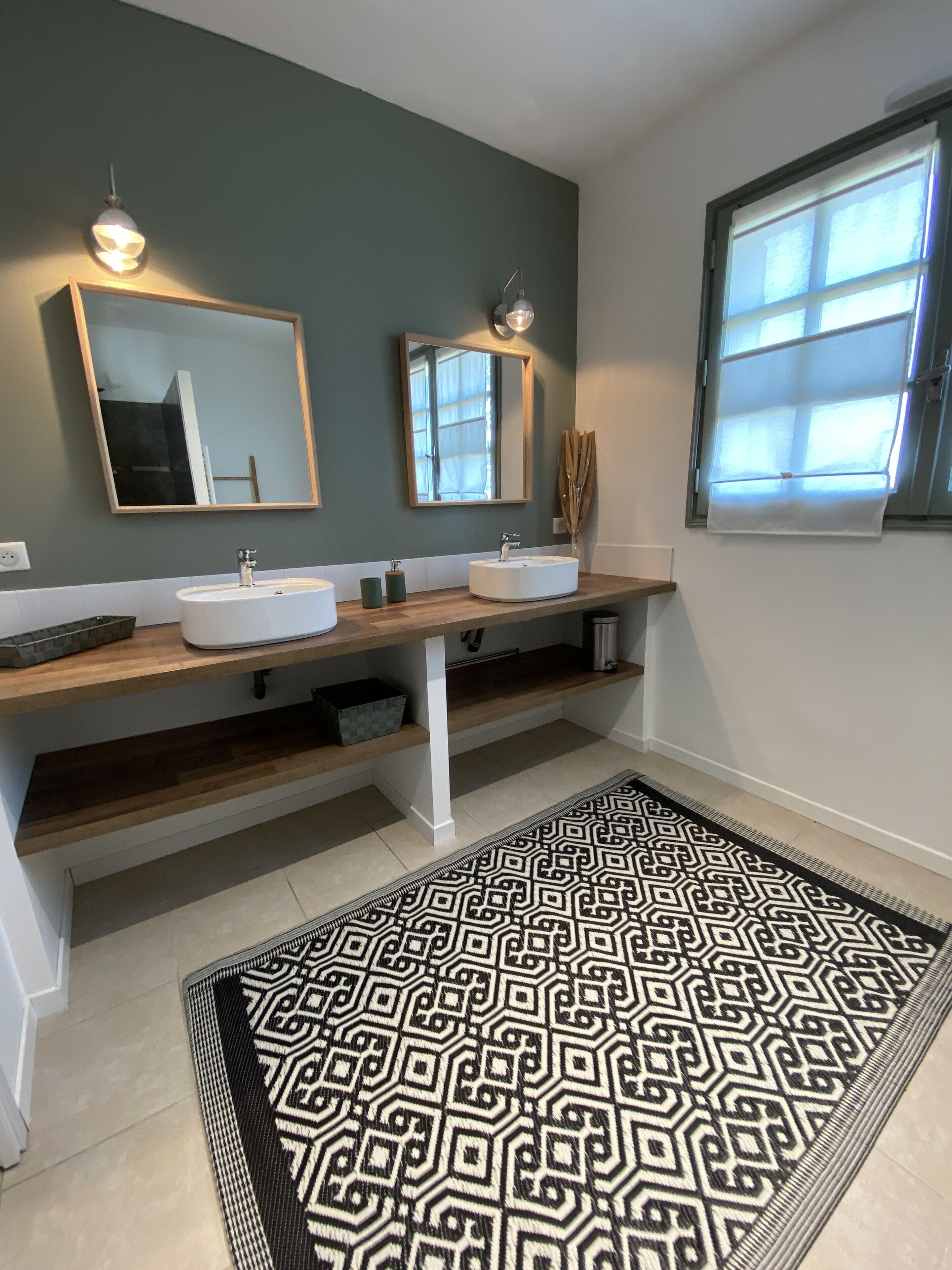 Très bel  appartement skis aux pieds Courchevel 1850