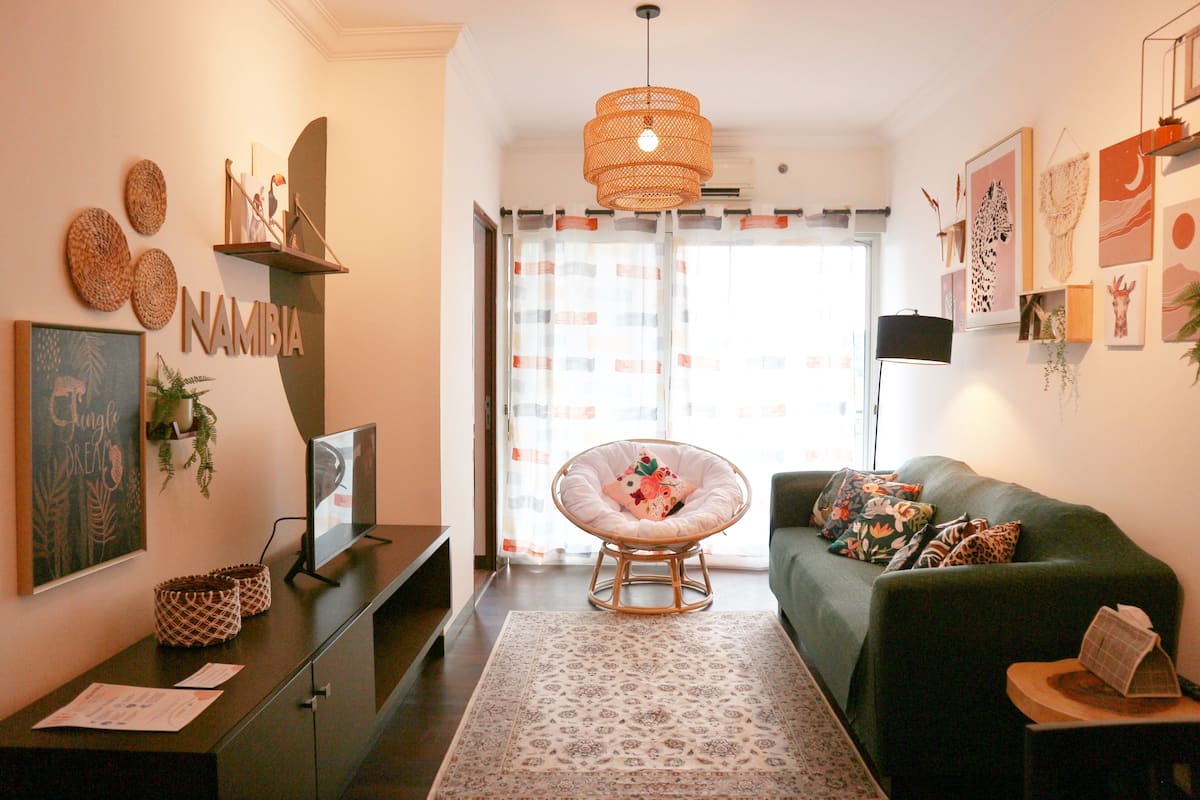 Departamento, 3 habitaciones, para no fumadores, cocina | Área de sala de estar | Smart TV de 40 pulgadas con canales digitales, televisión y Netflix