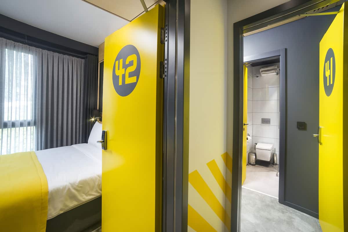 Quadruple Room | Egyptian cotton sheets, premium bedding, minibar, in-room safe