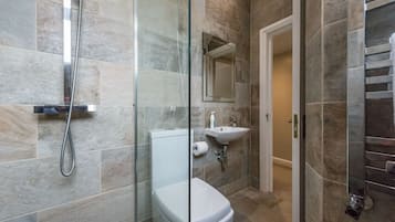 Shower, towels