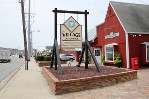 Point of interest - 3rd House from the Beach, Water View, Comm. Pool (Fenwick Island)