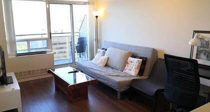 Cozy North York Centre 1 BR Condo + Parking