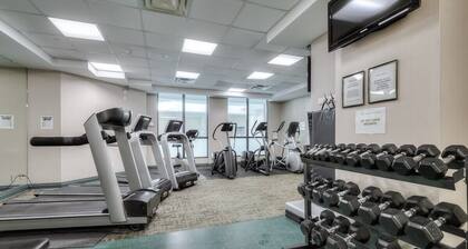 Cozy North York Centre 1 BR Condo + Parking