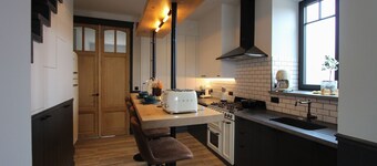 House of station master voiture 30