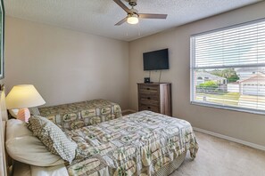4 chambres, fer et planche à repasser, Wi-Fi, draps fournis
