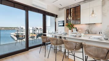Departamento de diseñador | Servicio a la habitación
