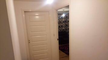 Apartment, 2 Queen Beds | 2 bedrooms, iron/ironing board, free WiFi, bed sheets