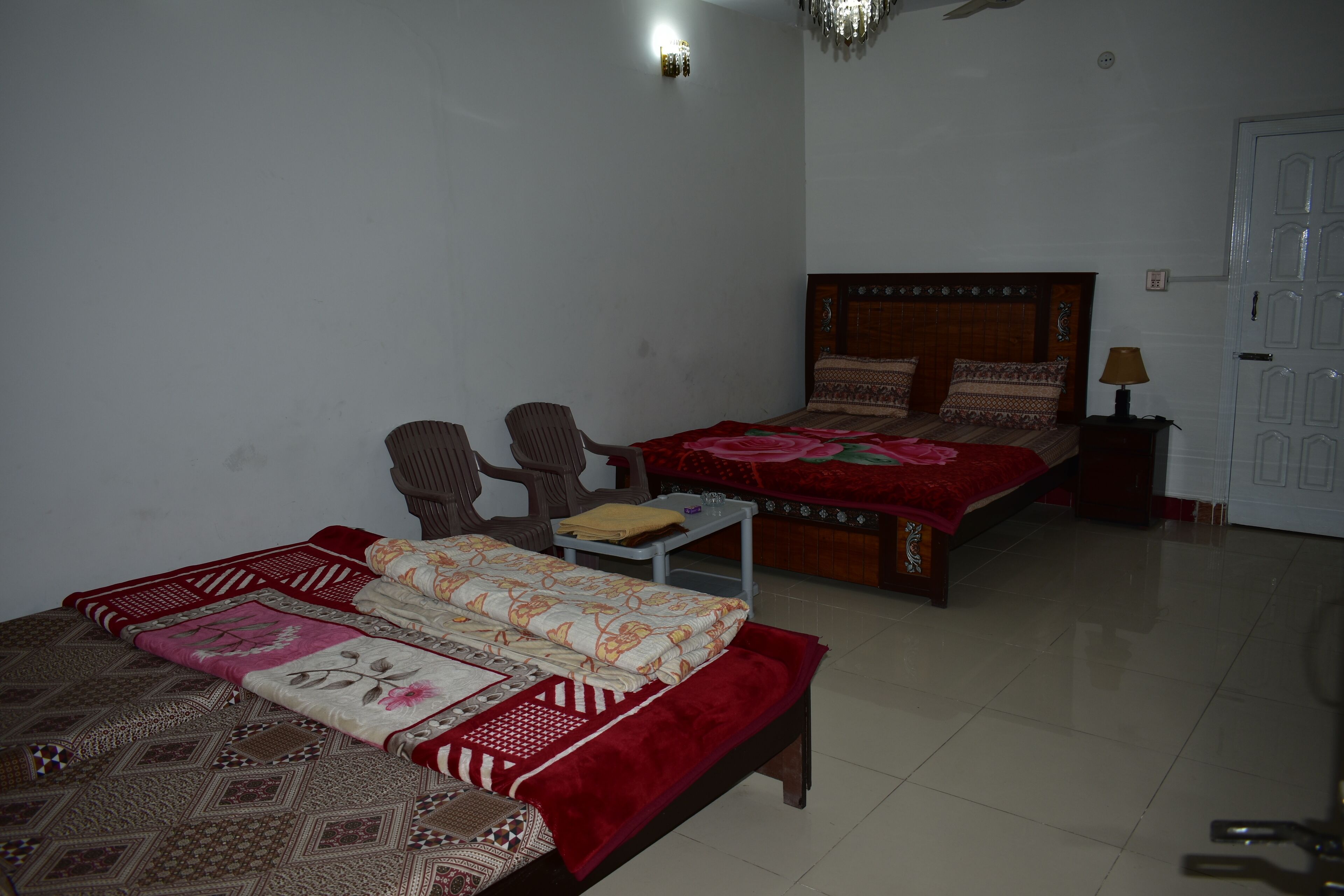 Tweepersoonskamer | Een laptopwerkplek, gratis wifi