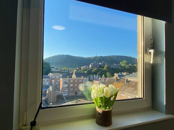 Apartment, Multiple Beds | Exterior - 2-bed Apartment in Burntisland With Stunning Views (Burntisland)