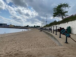 Apartment, Multiple Beds | Exterior - 2-bed Apartment in Burntisland With Stunning Views (Burntisland)