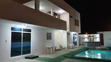 Piscine extĂ©rieure