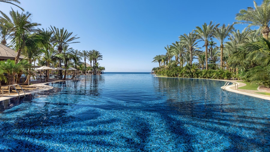 Unique Club at Lopesan Costa Meloneras Resort