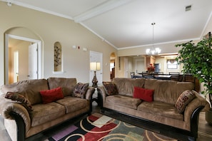 Apartment (TeeRrific Inn - Large living areas - ) | Außenbereich