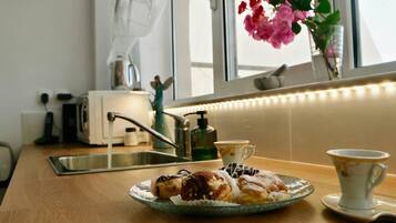 Apartment | Private kitchen | Fridge, microwave, stovetop, electric kettle