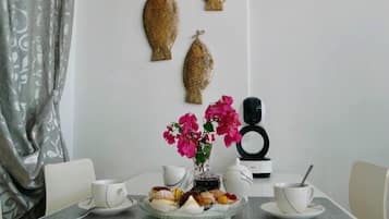 Apartment | Private kitchen | Fridge, microwave, stovetop, electric kettle