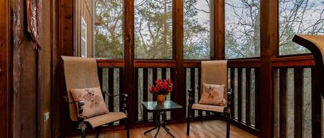 House (Bear Hug - Cabin comfort - OUTDOOR PO) | Exterior