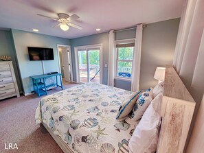4 bedrooms, internet, bed sheets - Sunset Oasis - Private Pool & Stunning Sunsets! (Surf City)