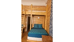 1 habitación, escritorio, tabla de planchar con plancha y wifi gratis 
