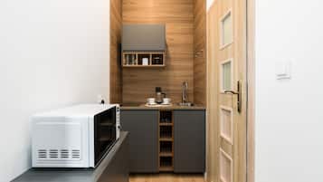 Fridge, microwave, stovetop, highchair