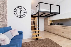 TV, offices - Dietla 66 | Apartment with mezzanine | Home office (Kraków)