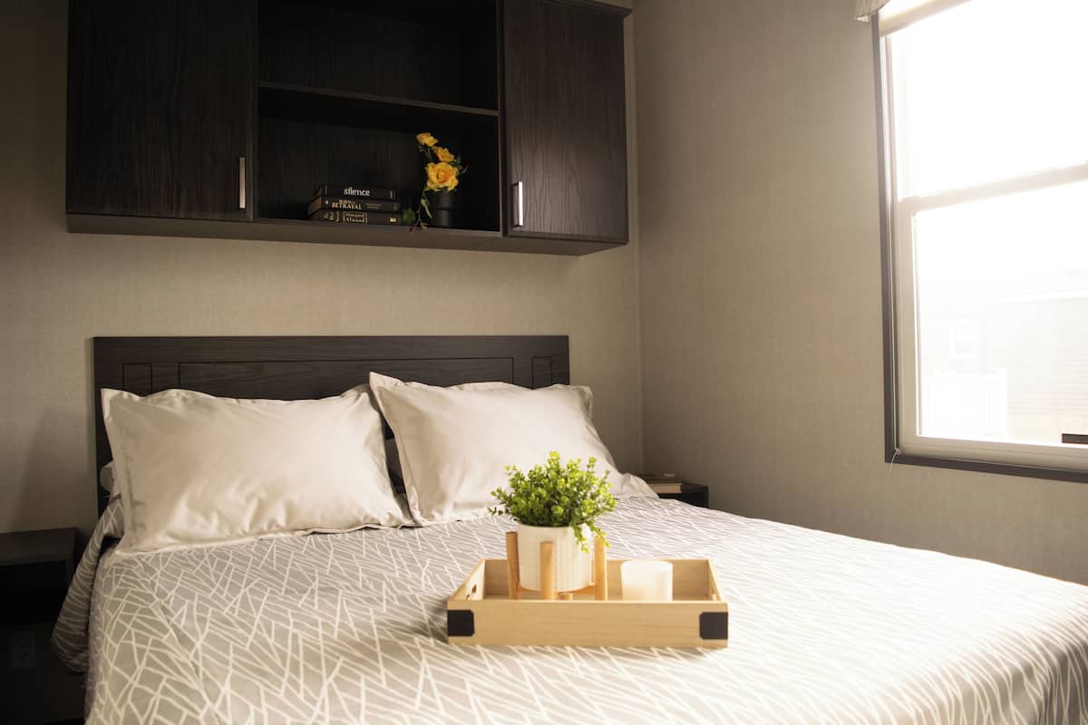 Deluxe Cottage | 2 bedrooms, individually decorated, individually furnished