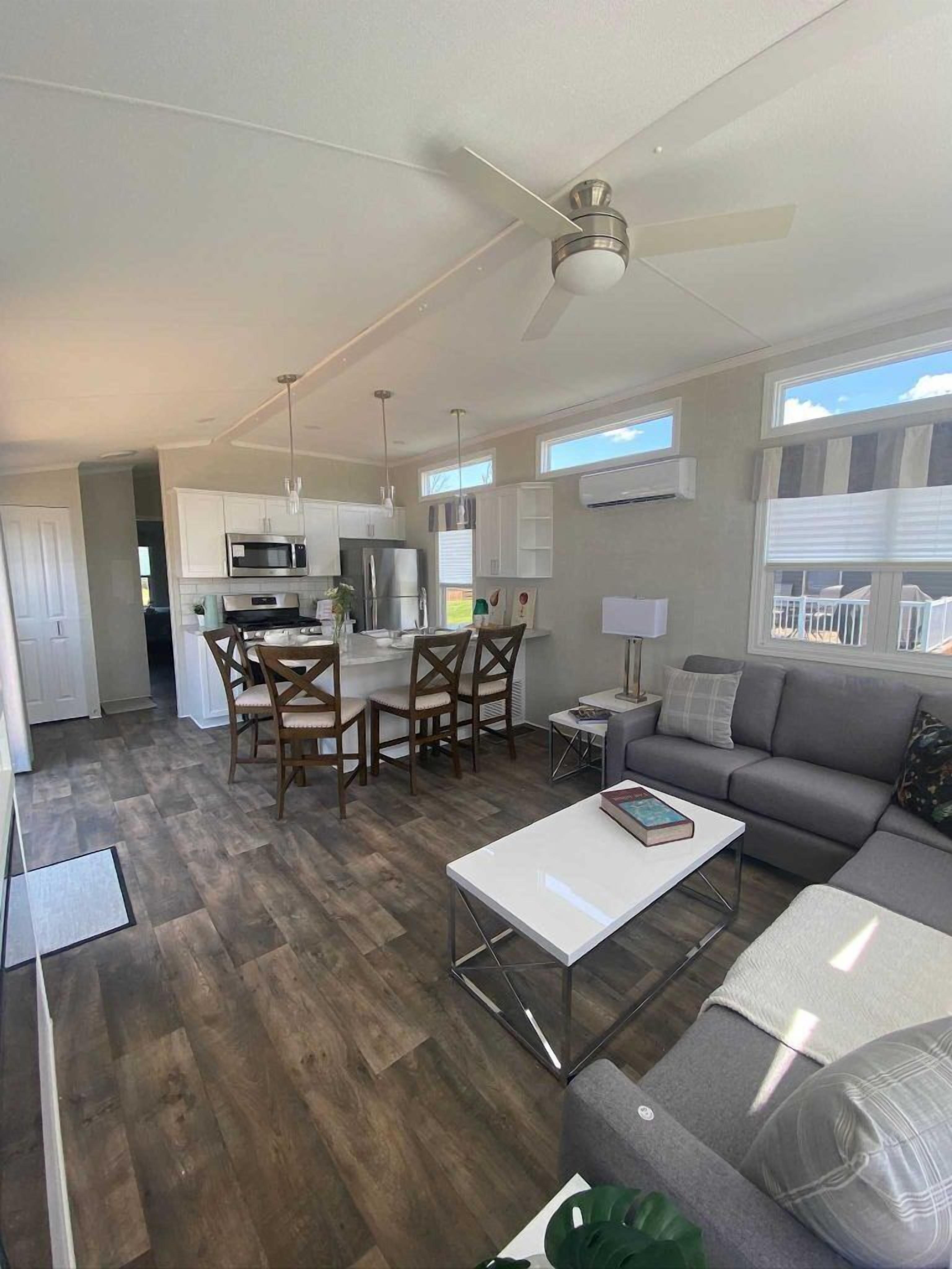 Elite Cottage | Living area