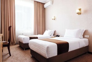 Standard Twin Room | Blackout drapes, soundproofing, iron/ironing board, free WiFi - Western Hotel (Tashkent)